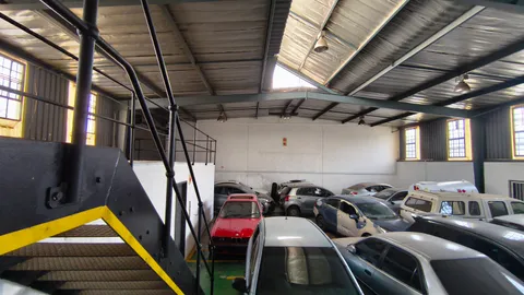 Industrial-Property-To-Let-Denver (9)